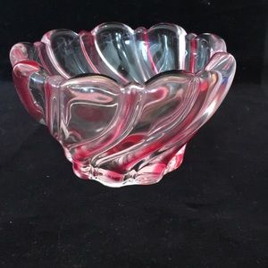 Mikasa Peppermint Red swirl crystal bowl/ Scalloped edges